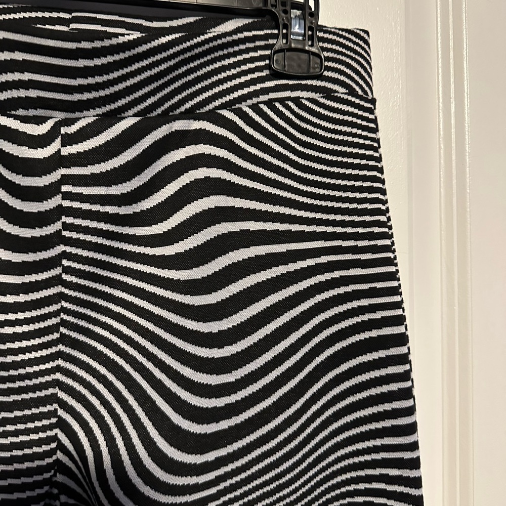 AMBIANCE patterned pants - Picture 3 of 3